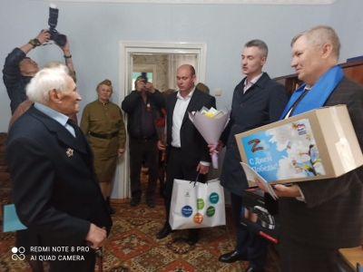 Ветеранов округа поздравили с Днем Победы