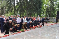Краевые депутаты почтили память павших в Великой Отечественной войне
