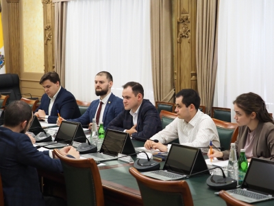 Молодые парламентарии провели рабочую встречу