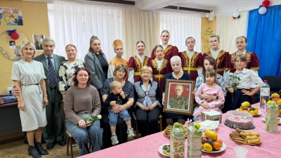 На избирательном округе №12 города Ставрополя прошли мероприятия, посвященные празднованию Дня матери