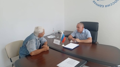 Александр Сидорков провел прием граждан