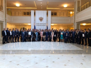 Совместная работа молодых парламентариев