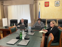 Участие в совещании "Совершенствование системы оказания медицинской помощи и лекарственного обеспечения пациентов с онкологическими заболеваниями на территории Ставропольского края"