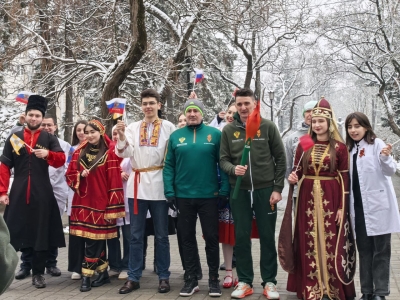 Краевые депутаты поддержали донорское движение участием в эстафете «Огонь жизни»
