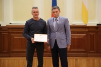 Дмитрий Судавцов вручил награды краевой Думы лучшим представителям машиностроительной отрасли