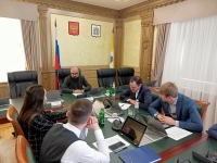 Молодые парламентарии приняли участие в совещании  по вопросам молодежной политики