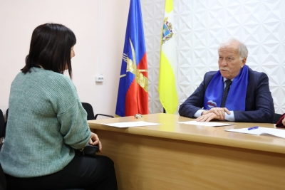 Николай Великдань провел личный прием граждан в Труновском округе