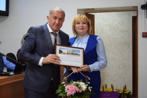 Игорь Андрющенко поздравил педагогов округа с профессиональным праздником – Днем учителя!