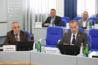 В Думе Ставрополья рассмотрели вопрос о перераспределении полномочий по организации пассажирских перевозок
