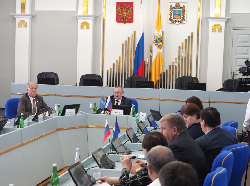 Собрание фракции "Единая Россия" прошло в Думе Ставропольского края