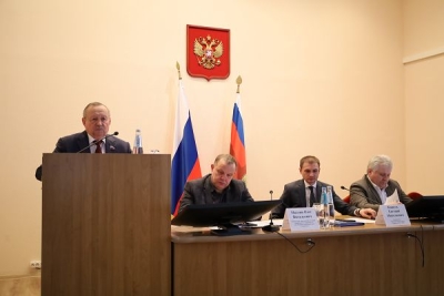 Краевые депутаты обсудили вопросы патриотического воспитания