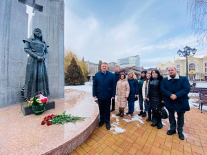 От медиков курортов – медикам Победы