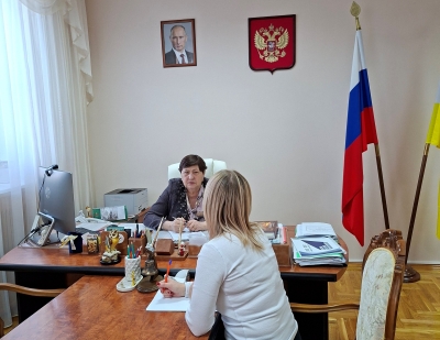 Валентина Муравьева провела прием граждан по избирательному округу №12
