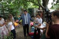 Помощь многодетной семье