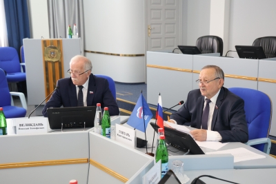 Депутаты «Единой России» рекомендовали принятие ряда краевых законов на заседании Думы Ставрополья