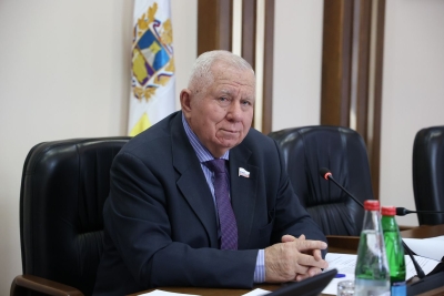 Краевые депутаты обсудили меры поддержки экономики в рамках рассмотрения проекта бюджета на 2026 и плановый период 2027 и 2028 годов
