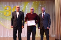 Краевые депутаты поздравили работников ОПХ «Луч» с 30-летием предприятия