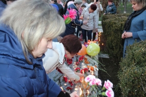 В Буденновском районе прошла акция памяти по погибшим в Кемерово