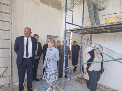 Анатолий Жданов с рабочим визитом посетил Красногвардейский муниципальный округ