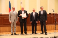 Депутаты краевой Думы вручили награды газовикам Ставрополья