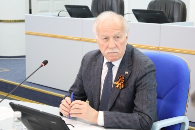 Николай Великдань поручил разобраться с проблемой оплаты товаров и услуг переводом на карту продавца