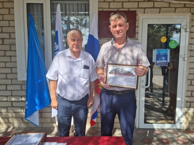 Юрий Скворцов поздравил газовиков с профессиональным праздником