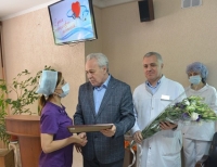Александр Олдак ессентукских медиков с профессиональным праздником