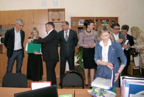 НОВОЕ ПОКОЛЕНИЕ ВЫБИРАЕТ ТРУД